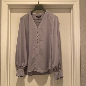 Express balloon sleeve blouse. Size M